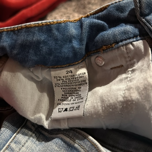 Kendall + Kylie The Icon style  distressed Jean Short Sz 24 - Picture 7 of 11